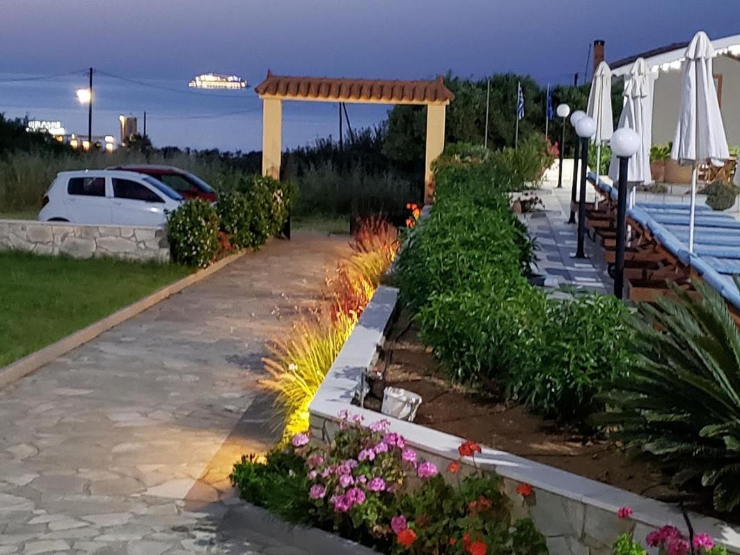 Evalia Apartments 헐소니소스 외부 사진